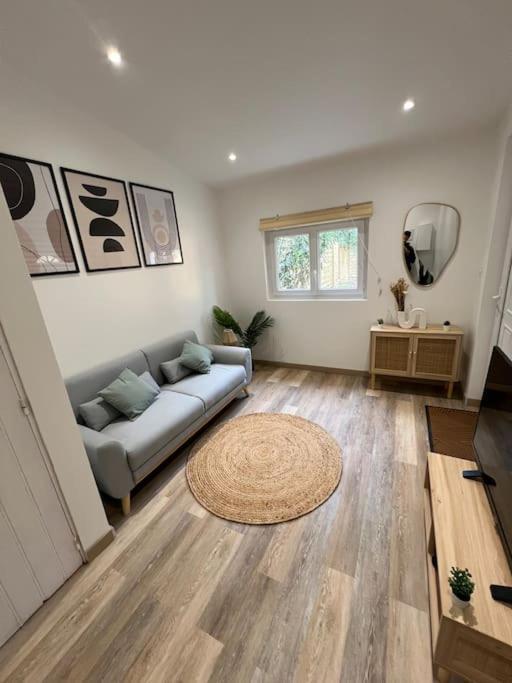 Tres Bel Appartement Neuf Авиньон Экстерьер фото